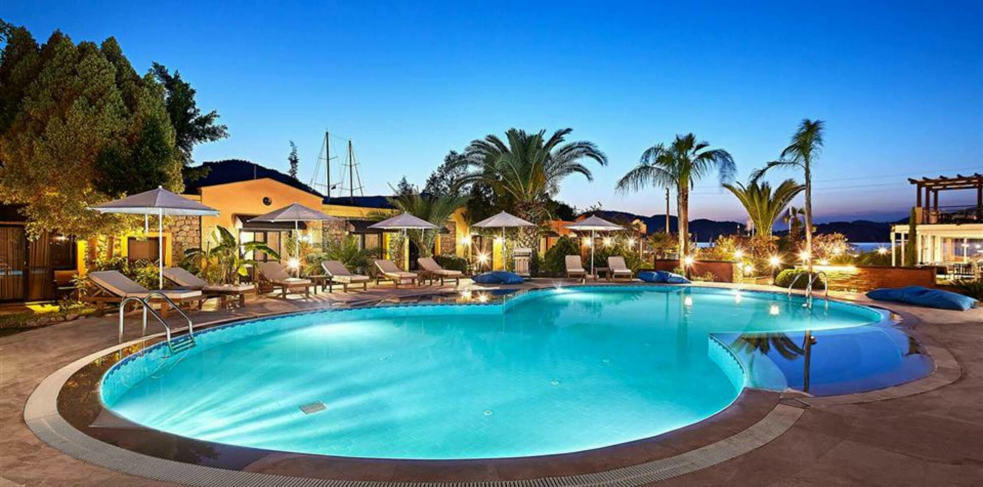 Fi Light Solto Boutique Beach Hotel เซลิมิเย ภายนอก รูปภาพ